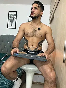 Maximiliano ford online show from 05-02-26, 10:42