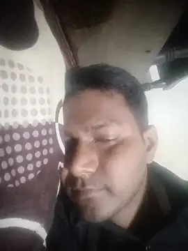 Snapshot of vikesh05 chatting on 03-02-26, 07:54 vikesh05 online show from 03-02-26, 07:54