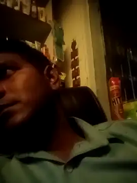 Snapshot of vikesh05 chatting on 05-23-26, 09:52 vikesh05 online show from 05-23-26, 09:52