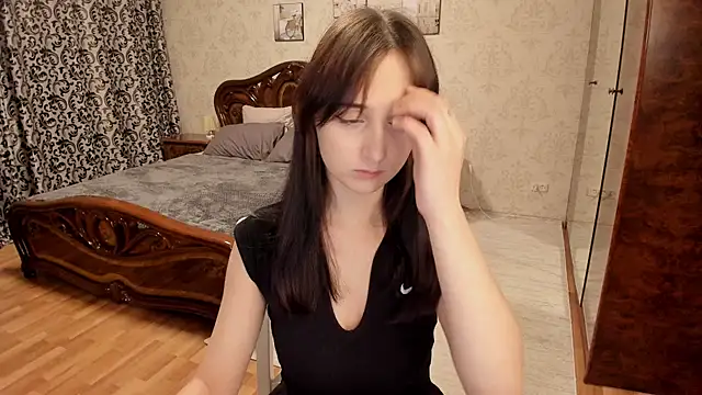 JulietMonli online show from 10-29-25, 11:45