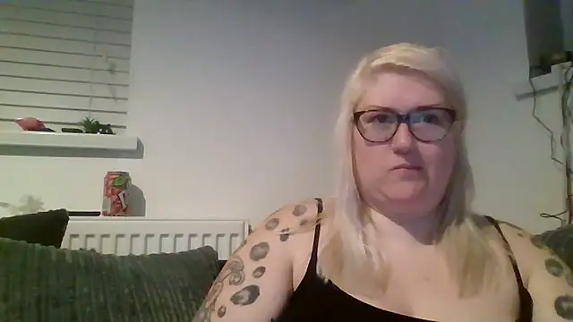 Sizzling Indie36 online show from 03-22-25, 10:48