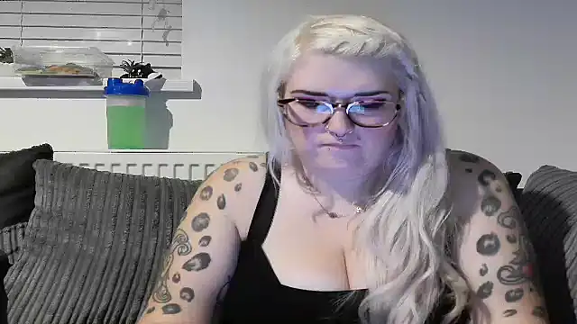 Sizzling Indie36 online show from 09-18-25, 08:44