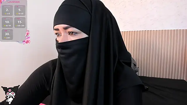 Layla arabelle online show from 06-09-26, 07:58