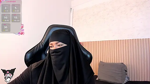 Layla arabelle online show from 06-11-26, 08:07