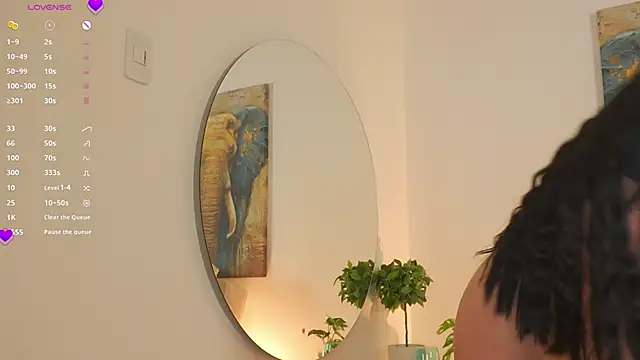 Snapshot of AliceCorner chatting on 02-17-26, 12:23 AliceCorner online show from 02-17-26, 12:23