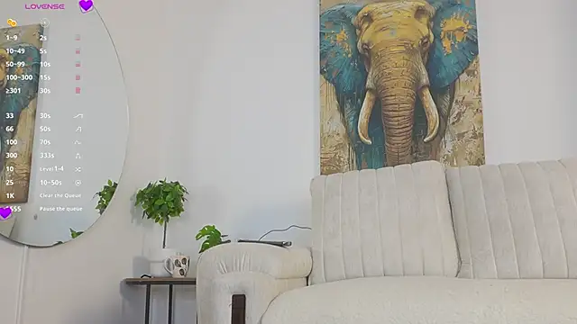 Snapshot of AliceCorner chatting on 02-23-26, 12:02 AliceCorner online show from 02-23-26, 12:02