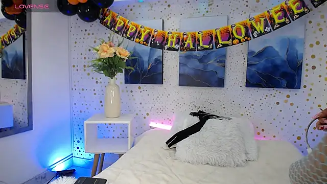 Snapshot of Andy_Leex chatting on 10-06-25, 08:50 Andy Leex online show from 10-06-25, 08:50