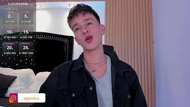 LiamWildx20 online show from 06-26-26, 04:50