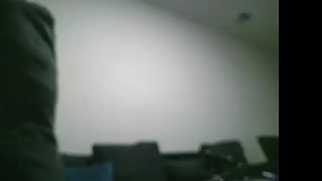 Snapshot of shurthingx chatting on 04-08-26, 11:32 shurthingx online show from 04-08-26, 11:32
