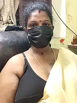 Snapshot of poojaa-rani chatting on 11-04-25, 05:12 poojaa-rani online show from 11-04-25, 05:12