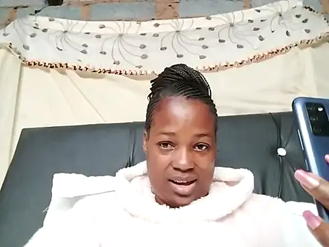Snapshot of sexylira chatting on 04-14-26, 11:16 sexylira online show from 04-14-26, 11:16