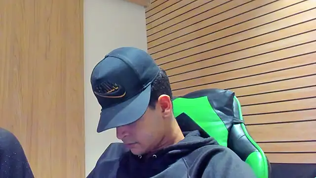 317894 online show from 03-23-26, 04:49