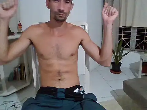 Snapshot of Mdbisc8 chatting on 11-23-25, 12:43 Mdbisc8 online show from 11-23-25, 12:43