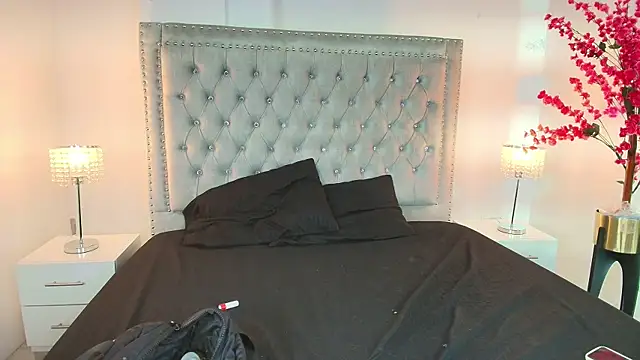 Lia adamsss online show from 10-10-25, 03:49