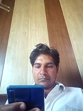 johnny8731 online show from 03-04-26, 04:18