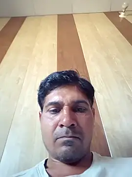 johnny8731 online show from 04-05-26, 04:53