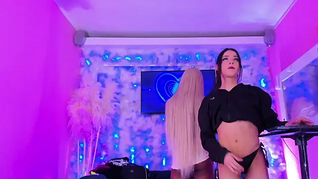 The Hot Ts Dolls online show from 07-25-26, 03:42