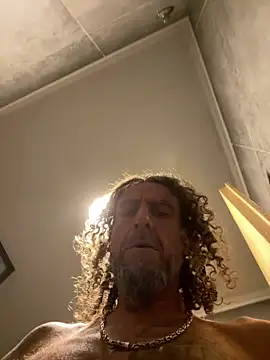 Snapshot of Coco-sarli chatting on 02-18-26, 01:34 Coco-sarli online show from 02-18-26, 01:34