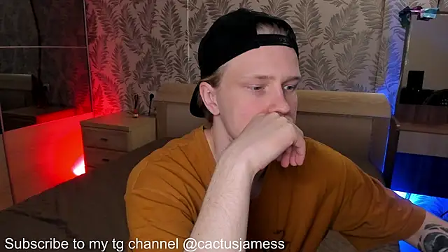 Snapshot of Cactus__James chatting on 10-02-25, 06:48 Cactus James online show from 10-02-25, 06:48