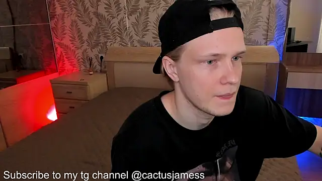 Snapshot of Cactus__James chatting on 10-05-25, 06:01 Cactus James online show from 10-05-25, 06:01