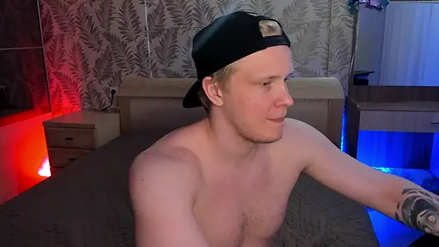 Snapshot of Cactus__James chatting on 04-20-26, 11:28 Cactus James online show from 04-20-26, 11:28