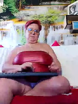 QueenPammy1 online show from 01-20-25, 10:29
