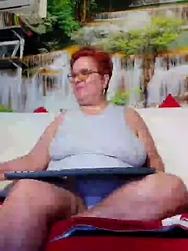 QueenPammy1 online show from 01-22-25, 06:10