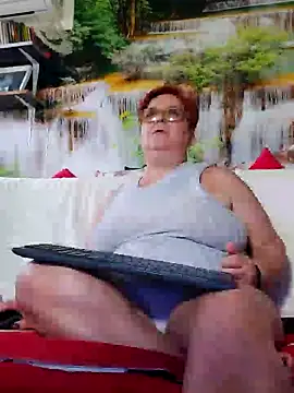 QueenPammy1 online show from 01-22-25, 09:13
