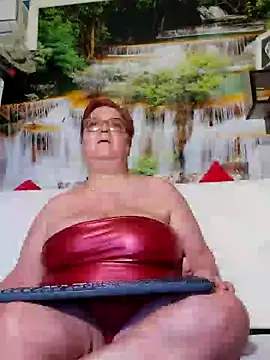 QueenPammy1 online show from 01-26-25, 05:56