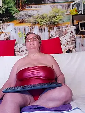 QueenPammy1 online show from 10-09-25, 07:06