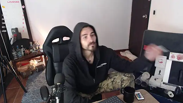 Aaron malikk online show from 10-21-25, 12:39