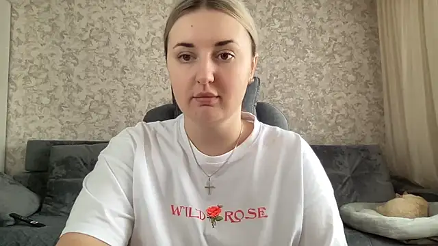 Snapshot of JudeValenti chatting on 11-06-25, 06:25 JudeValenti online show from 11-06-25, 06:25