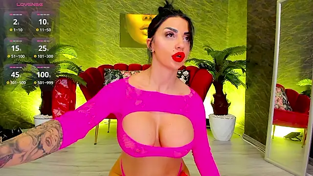 IzabelaTessa online show from 03-18-26, 08:23