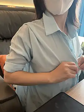 Snapshot of BlushDoll chatting on 06-17-26, 08:28 BlushDoll online show from 06-17-26, 08:28