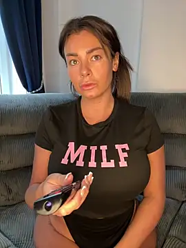 ultimate PAWG online show from 05-19-26, 09:04