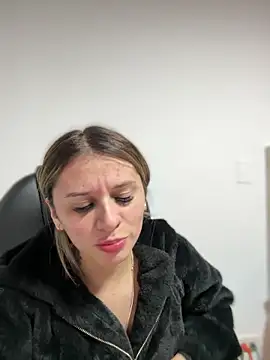 aliisonn  parker26 online show from 03-21-25, 05:32