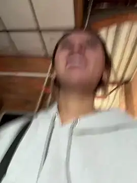 aliisonn  parker26 online show from 03-22-25, 08:48