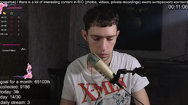 Snapshot of w0rkman chatting on 10-16-25, 06:25 w0rkman online show from 10-16-25, 06:25