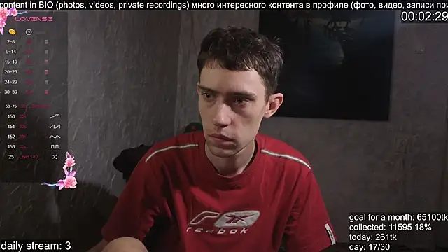 Snapshot of w0rkman chatting on 10-23-25, 06:56 w0rkman online show from 10-23-25, 06:56