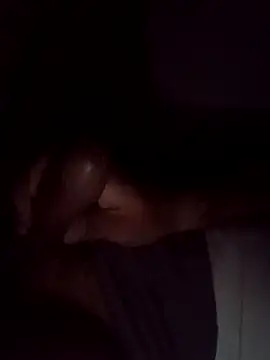 Snapshot of calfran chatting on 10-03-25, 05:48 calfran online show from 10-03-25, 05:48