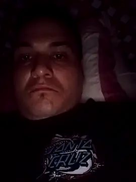 Snapshot of calfran chatting on 10-21-25, 05:30 calfran online show from 10-21-25, 05:30