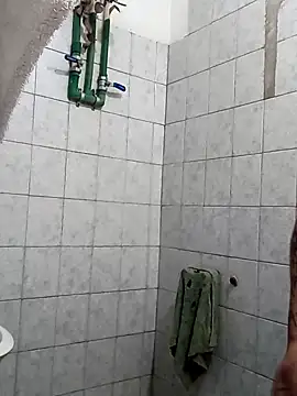 Snapshot of calfran chatting on 10-22-25, 08:30 calfran online show from 10-22-25, 08:30