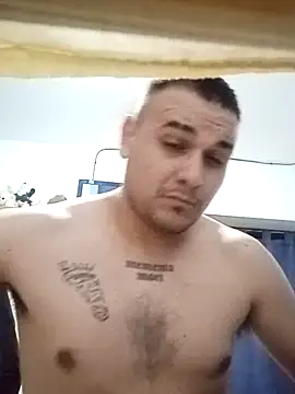 Snapshot of calfran chatting on 11-12-25, 02:34 calfran online show from 11-12-25, 02:34