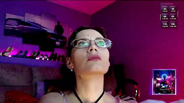 Snapshot of MilanaPure chatting on 12-04-25, 03:21 MilanaPure online show from 12-04-25, 03:21