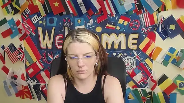 VanessaRey  online show from 05-07-26, 06:30