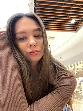 MilaBee online show from 03-23-25, 05:21