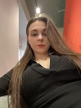 MilaBee online show from 05-06-26, 11:48