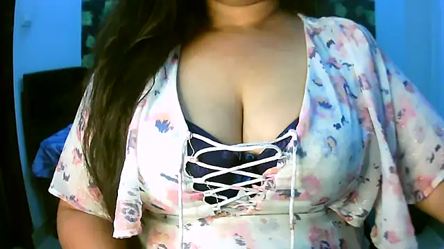 Snapshot of sonali4 chatting on 05-26-26, 11:28 sonali4 online show from 05-26-26, 11:28