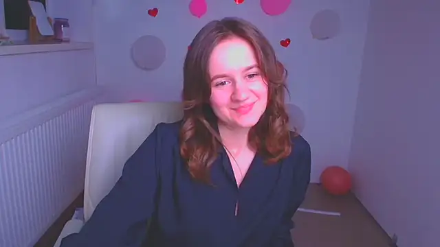 Snapshot of Catherine_e chatting on 03-22-25, 06:36 Catherine e online show from 03-22-25, 06:36