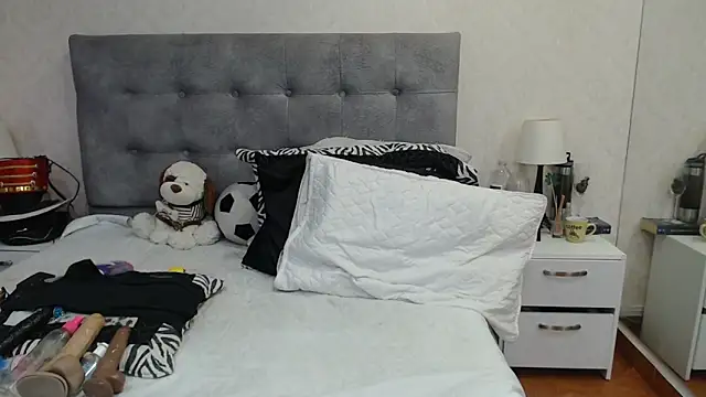 ScarlettGreen  online show from 04-30-26, 11:27